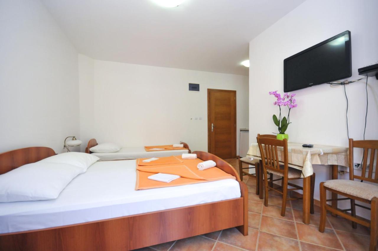 Tilia Apartments Budva Exterior photo